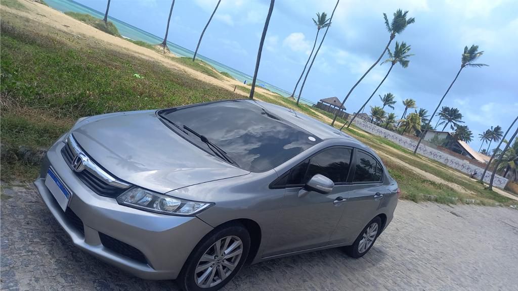 Veículo Honda da frota Novo Mar Turismo